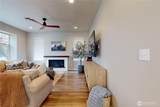 891 Larkspur Pl - Photo 2
