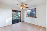 3004 Oak Street - Photo 29