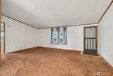 1612 Young Street - Photo 4