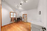 1095 Essex Street - Photo 16