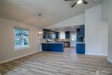 634 Island Circle - Photo 3