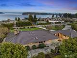 6916 Soundview Drive - Photo 36