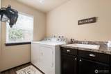 942 Walker Heights Place - Photo 14