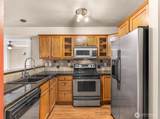 690 32nd Street - Photo 2