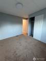 2000 Broadway Avenue - Photo 18