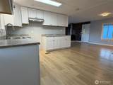 2000 Broadway Avenue - Photo 5