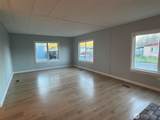 2000 Broadway Avenue - Photo 9