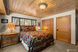 2304 Pine Tree Lane - Photo 22