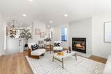 9526 Interlake Avenue - Photo 15