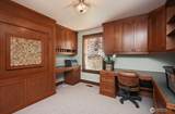 2471 Soundview Drive - Photo 17