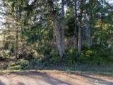 10916 Seaview Drive - Photo 2
