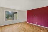 22827 Meridian Avenue - Photo 11