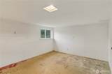 22827 Meridian Avenue - Photo 13