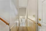 1044 Clinton St - Photo 17