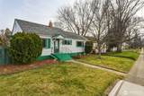 1044 Clinton St - Photo 3