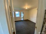 2515 Oakes Ave - Photo 14