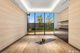 889 Avenue Square - Photo 18