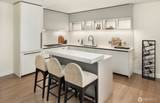 889 Avenue Square - Photo 5