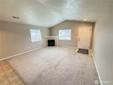 1242 Carver Street - Photo 4