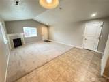 1242 Carver Street - Photo 5