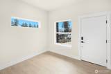 11918 4th Avenue - Photo 4