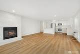 1028 Lakeview Boulevard - Photo 2