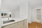 1028 Lakeview Boulevard - Photo 15