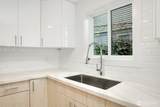 1028 Lakeview Boulevard - Photo 10