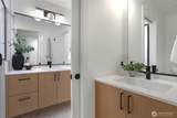 10344 Wallingford Avenue - Photo 22