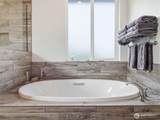 38512 Mountain Highway - Photo 20