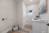 910 15th Avenue - Photo 17