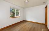 813 10th Street - Photo 25