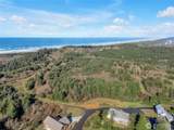 3038 Ocean View Court - Photo 13