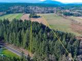 5662 Center Road - Photo 4