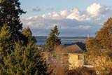 4042 Soundview Drive - Photo 21