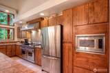 741 Hawthorn Lane - Photo 4