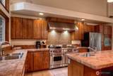741 Hawthorn Lane - Photo 6