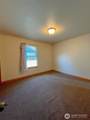 1035 Isaacs Avenue - Photo 33