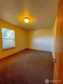 1035 Isaacs Avenue - Photo 39