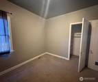 1035 Isaacs Avenue - Photo 10