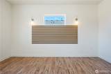 715 Buttercup Street - Photo 15