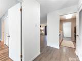 1818 Skyline Drive - Photo 3