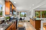 11513 Palatine Avenue - Photo 12