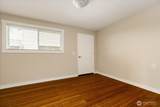 3661 Shorewood Avenue - Photo 24