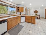12728 Pioneer Way - Photo 11