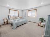 12728 Pioneer Way - Photo 15