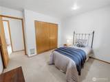 12728 Pioneer Way - Photo 23
