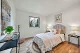 953 Field Avenue - Photo 16