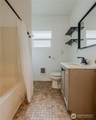 1421 45th - Photo 13