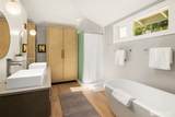 5610 Mercer Way - Photo 19
